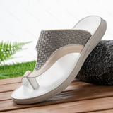 Fashionable, breathable and versatile sandals for vacation.